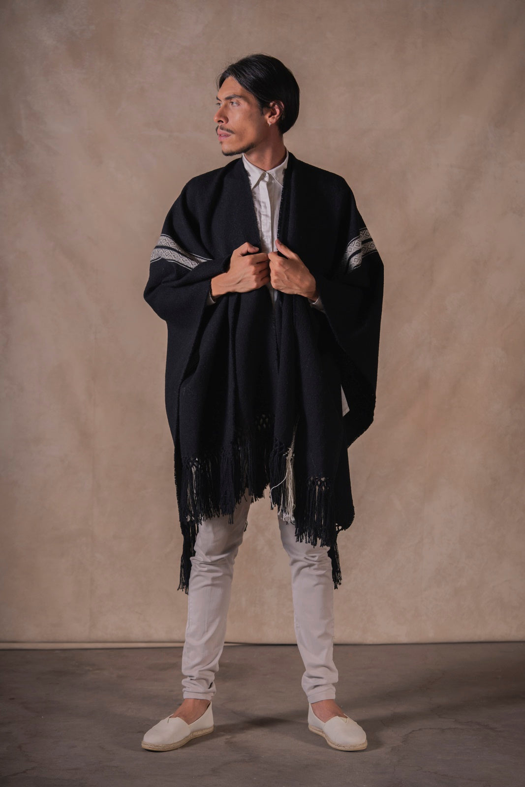 Poncho Rosaria
