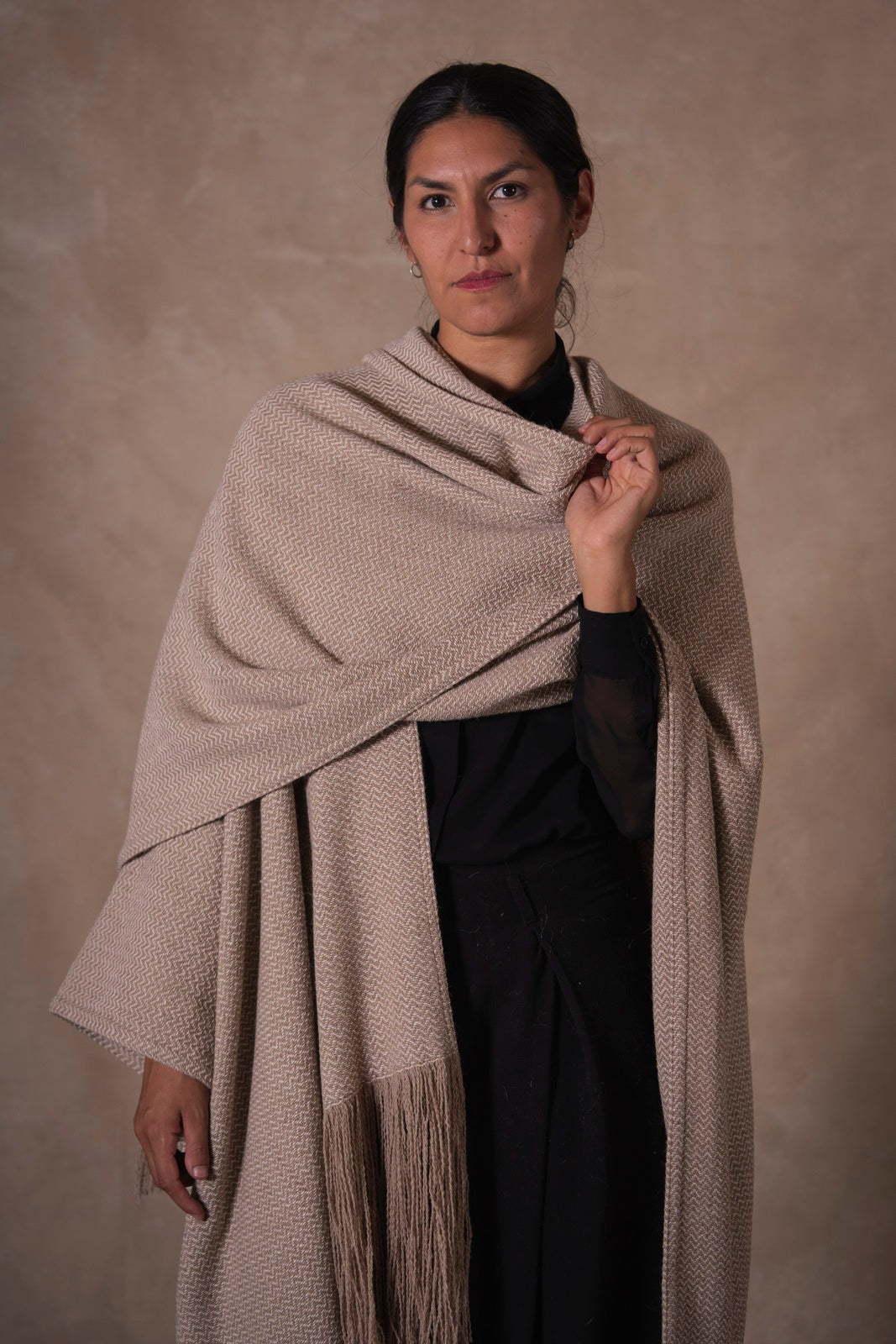 Ruana de algodón, llama y oveja