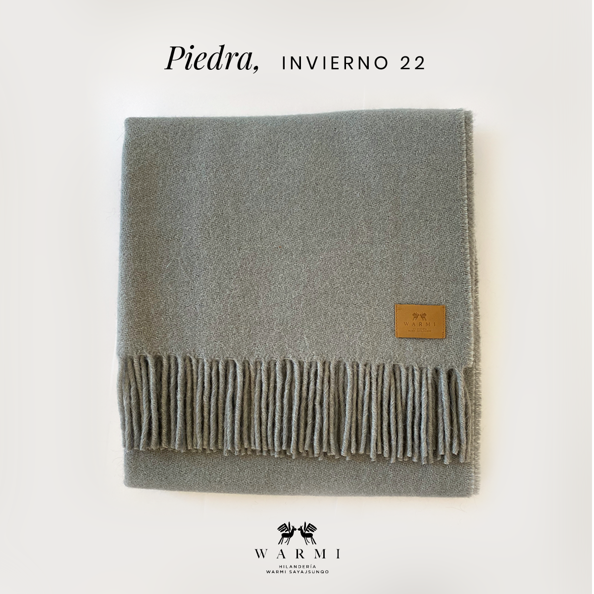 Mantón individual de llama y oveja