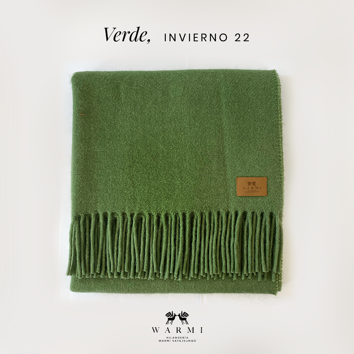 Mantón individual de llama y oveja