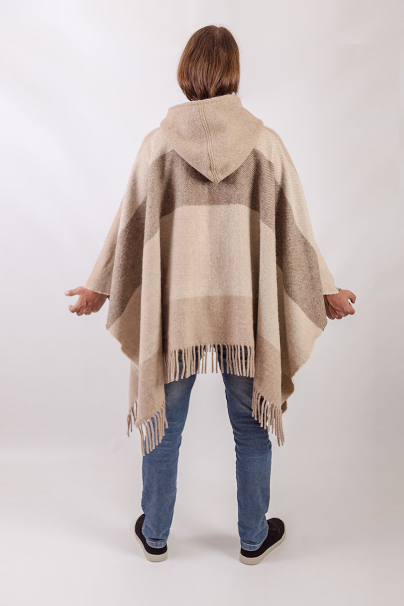 PONCHO KAY PACHA