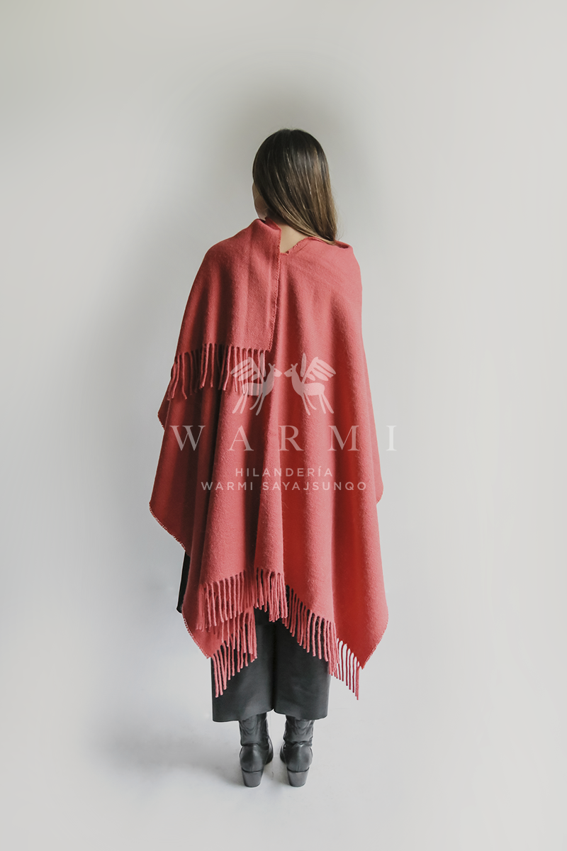 Ruana de llama y oveja