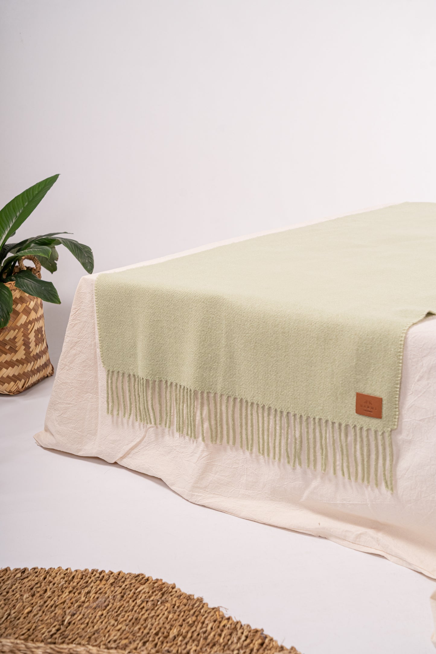 Pie de cama de llama y oveja