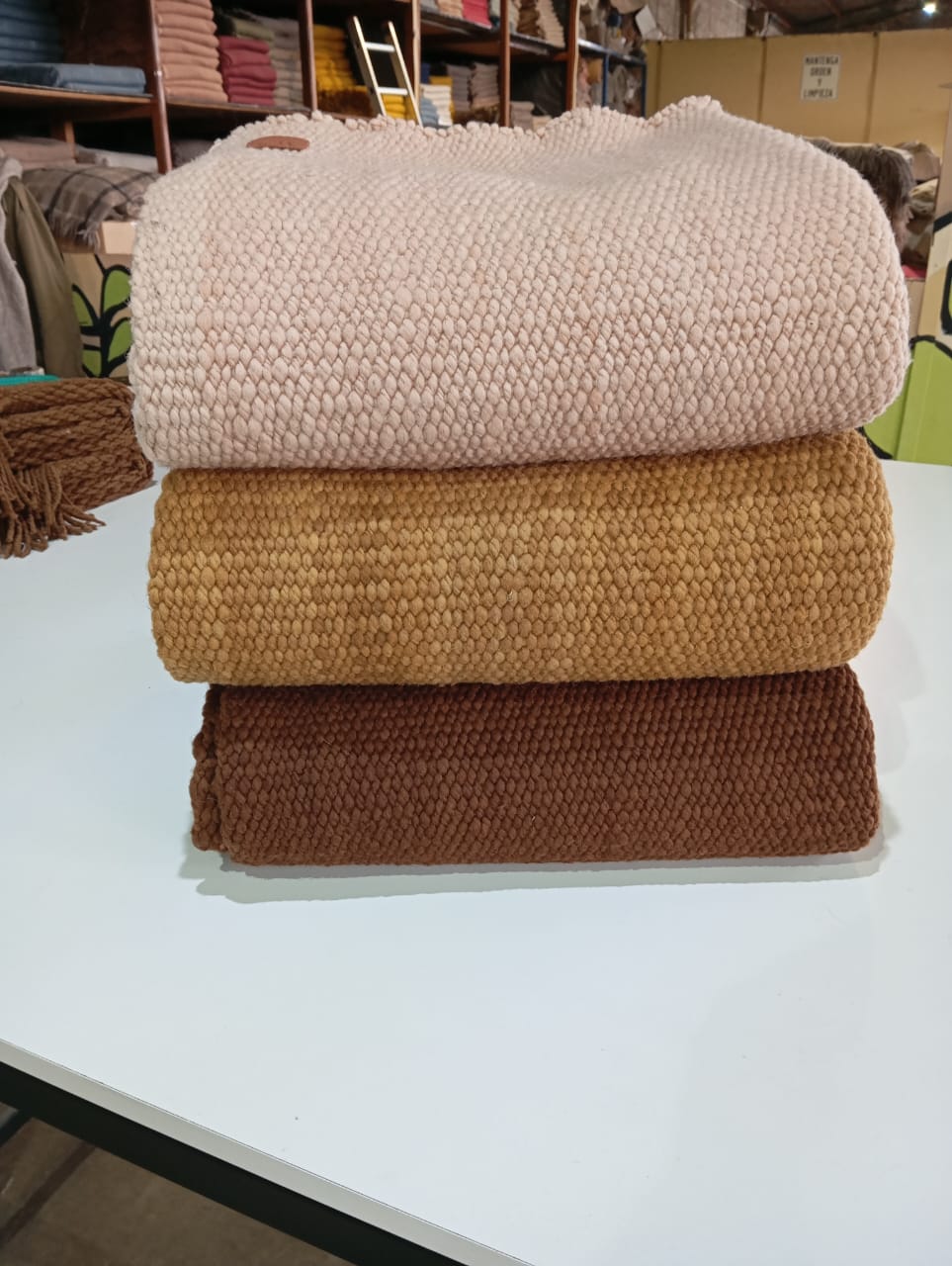 Alfombra TINKU Cuadrada - PRE ORDER